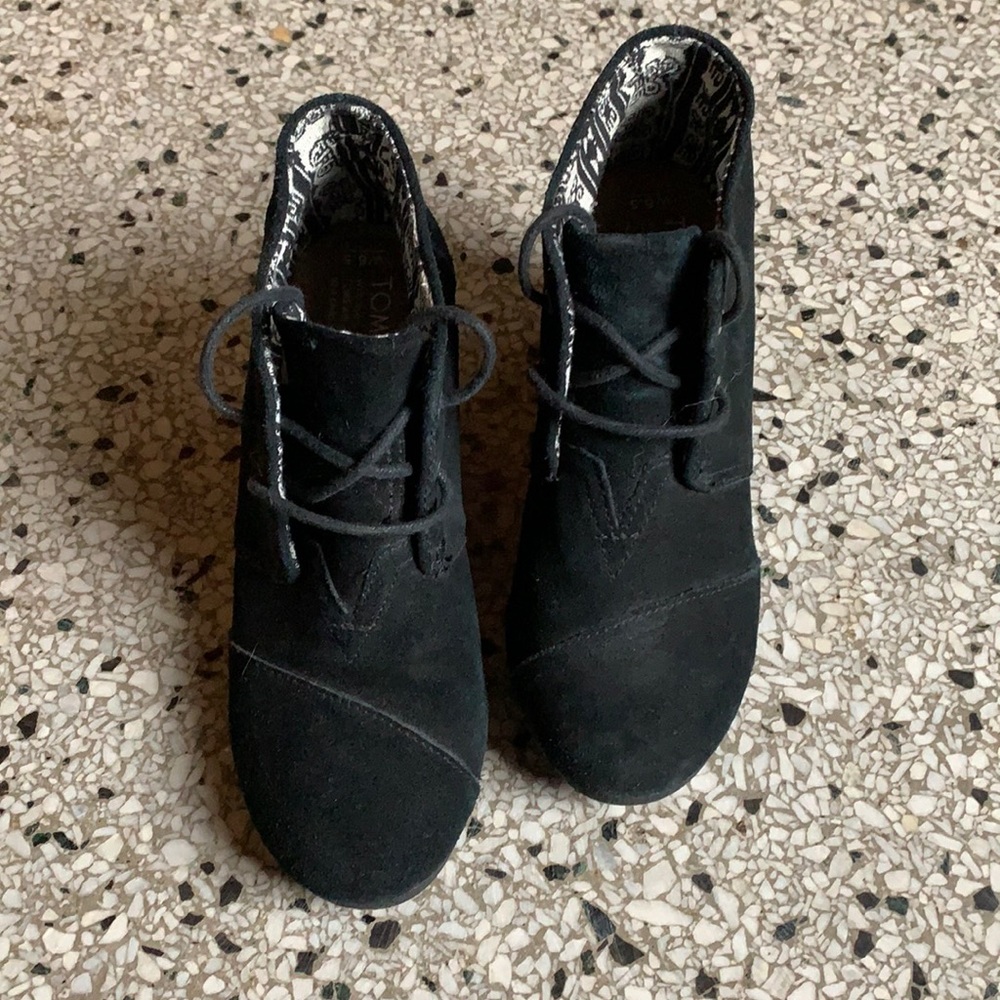 Black Toms Suede Wedges
